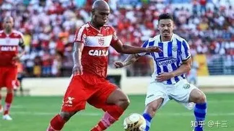 韩雨桐短道速滑世界杯摘银，男子接力队获铜牌